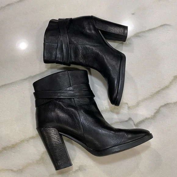 Kate Spade Boots Size 9 Black Leather - Picture 9 of 14
